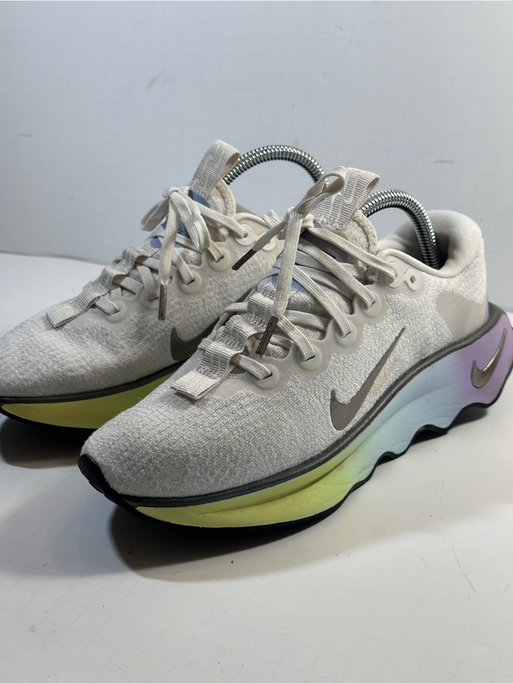 Nike Motiva SE Women’s Walking Shoes Phantom Hydrangeas Size 6 HJ6209-001
